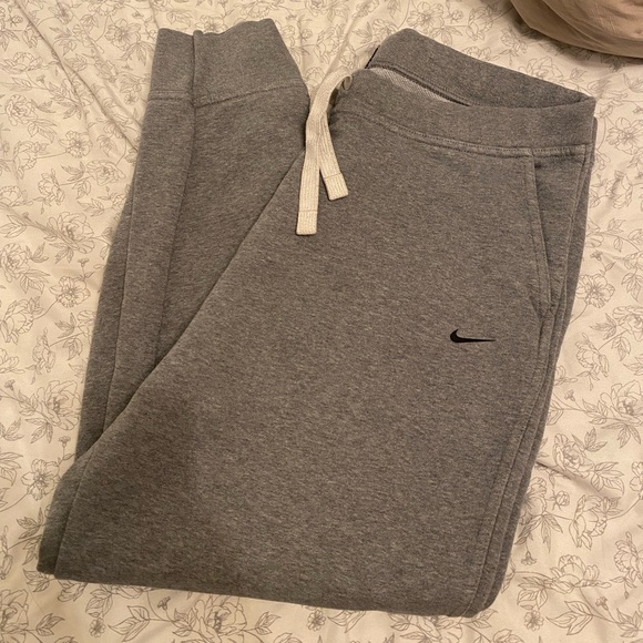 Nike Pants - Nike sweats